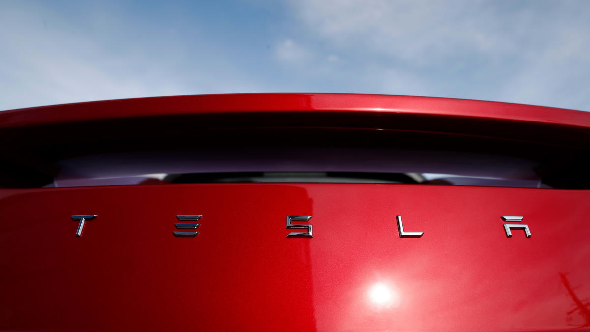 Tesla stock dips after notching 9th straight day of gains