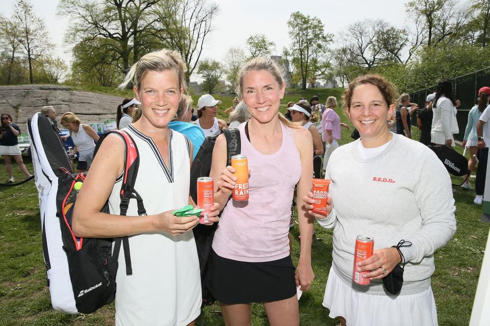 Deb Dowling, Erin Friedland and Emma Frelinghuysen enjoying snacks from R.E.D.D. and beverages from Free Rain.