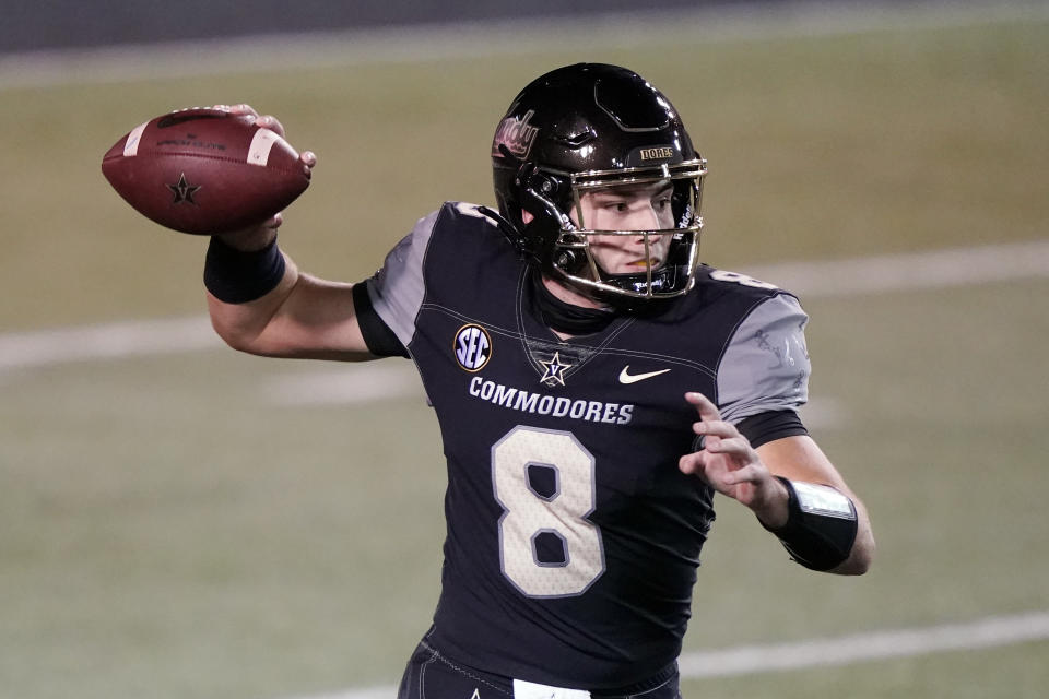 Vanderbilt quarterback Ken Seals passes against LSU in the first half of an NCAA college football game Saturday, Oct. 3, 2020, in Nashville, Tenn. (AP Photo/Mark Humphrey)