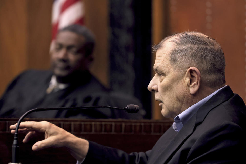 Former prosecutor Dwight Warren, right, testifies on the second day of Lamar Johnson's wrongful conviction hearing in St. Louis on Tuesday, Dec. 13, 2022. Warren was the prosecutor in Johnson's 1994 case. (David Carson/St. Louis Post-Dispatch via AP, Pool)