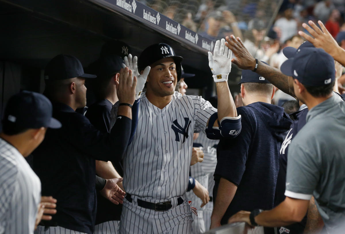 Stanton takes BP at Yankees camp  Tireball MLB News, Rumors and