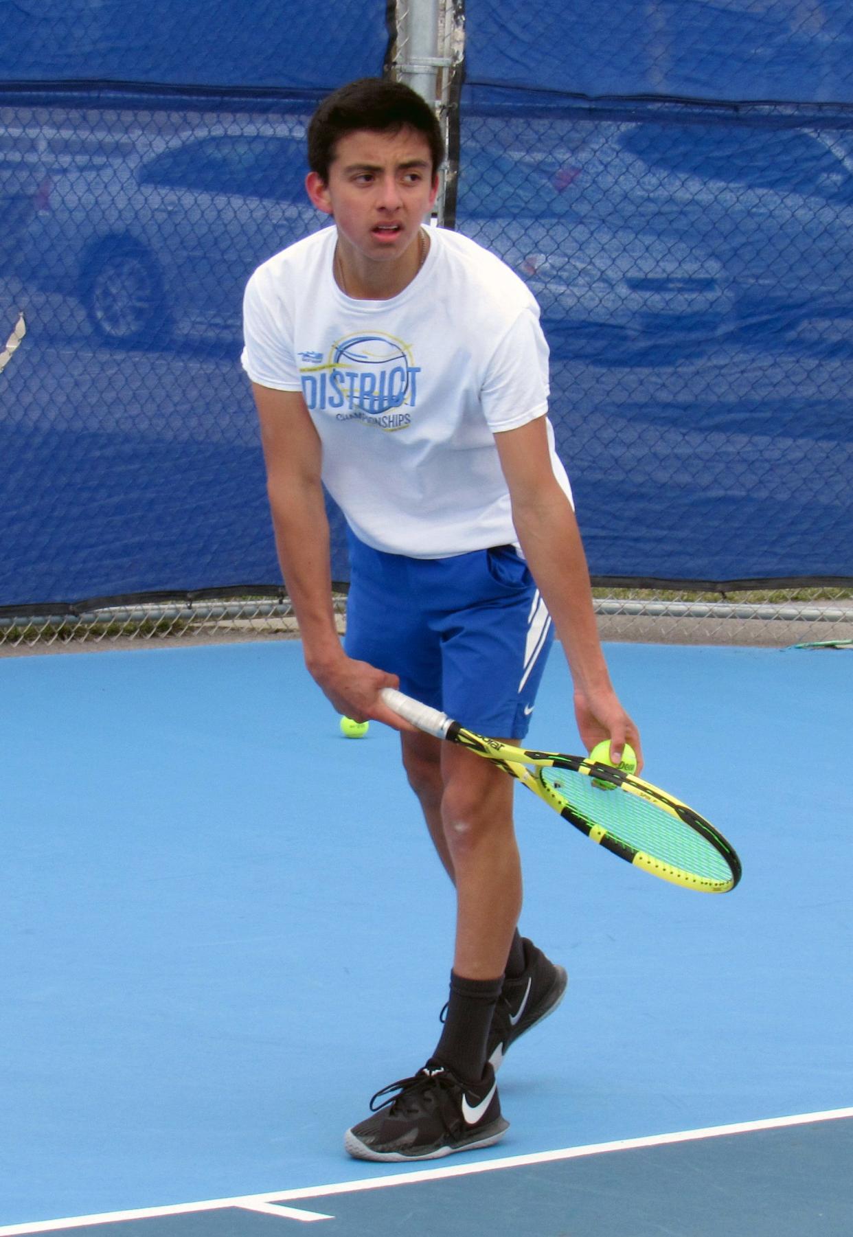 Berlin junior singles player Josh McKnight fell one win short of reaching his first Division I state tournament. The doubles team of senior Kathir Maarikarthykeyan and sophomore Logan Van Horne also lost in a state-qualifying match.