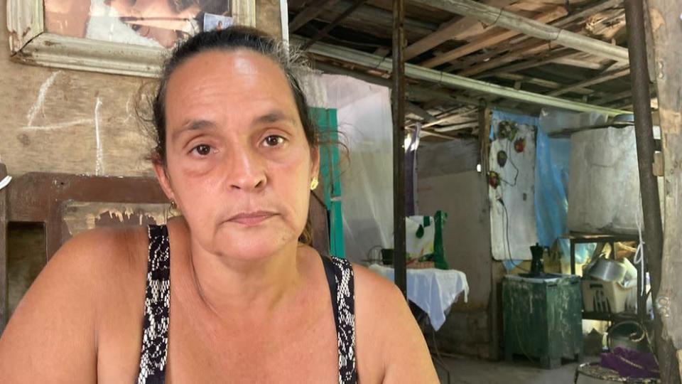 Elizabeth León tiene tres hijos encarcelados desde las protestas de hace un año