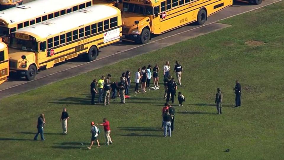 Las imágenes del tiroteo en una escuela de Santa Fe, Texas