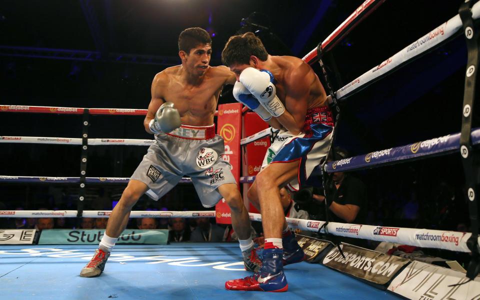 Gavin McDonnell misses out on joining twin Jamie as a world champion after defeat to Rey Vargas