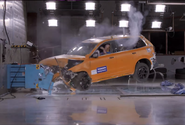 Volvo XC90 crash test