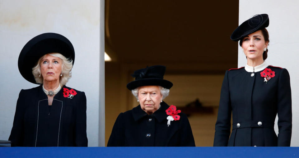 Herzogin Camilla, Königin Elizabeth und Herzogin Kate am Remembrance Day 2018 in London. (Bild: Getty Images)