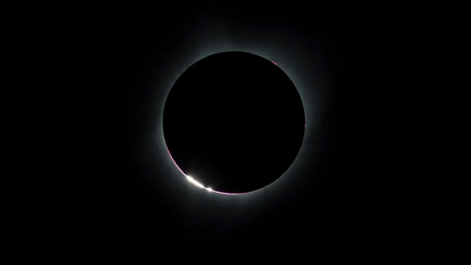 The Baily's Beads effect is seen as the moon makes its final move over the sun during the total solar eclipse on Monday, August 21, 2017 above Madras, Oregon.