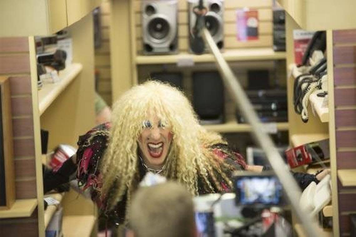 Twisted Sister front man Dee Snider was among the celebrities to appear in RadioShack’s Super Bowl ad earlier this year.