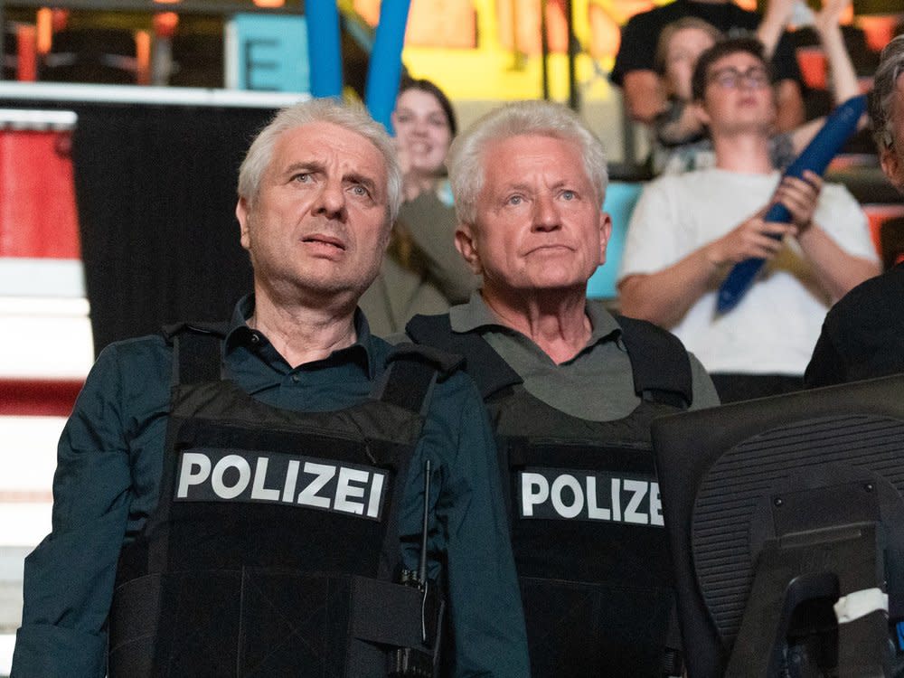 Die Münchner Kommissare Franz Leitmayr (Udo Wachtveitl, l.) und Ivo Batic (Miroslav Nemec) im "Tatort: Game Over". (Bild: BR/Bavaria Fiction GmbH/Claudia Milutinov)