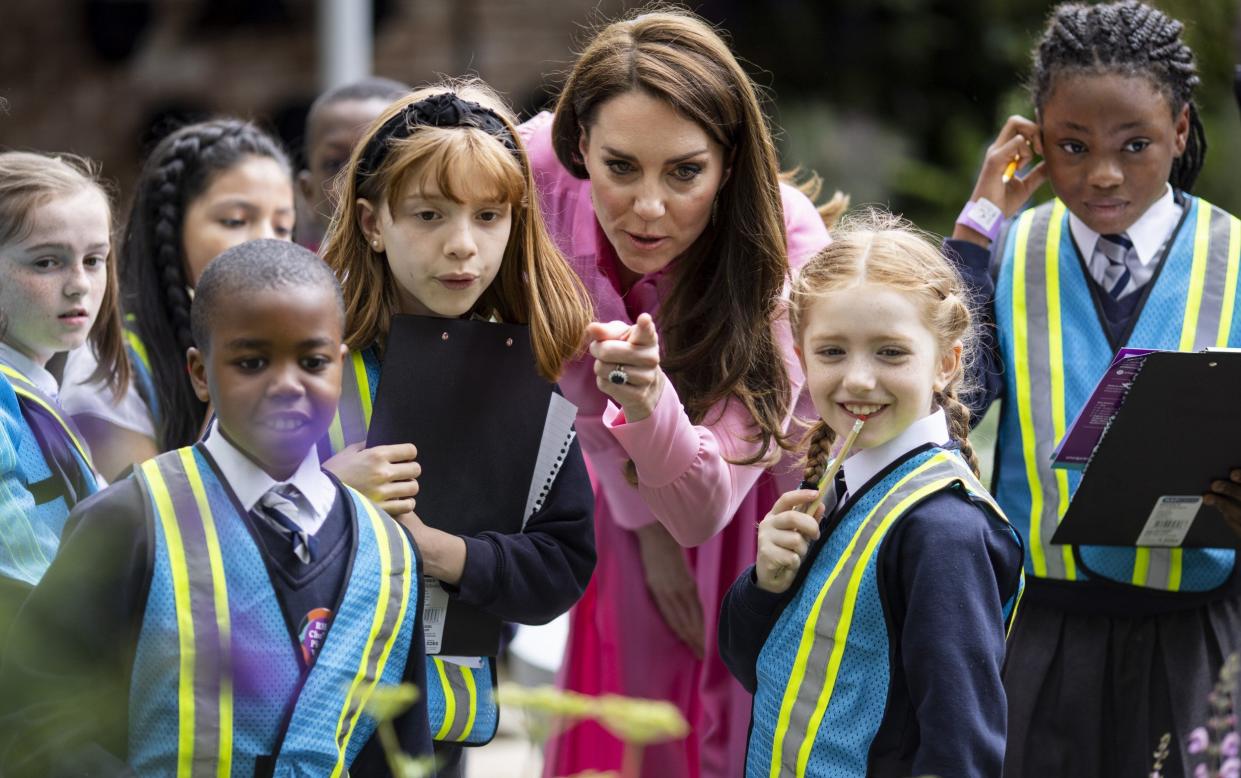 Princess of Wales talks to schoolchildren during her visit to the Chelsea Flower Show - TOLGA AKMEN/EPA-EFE/Shutterstock