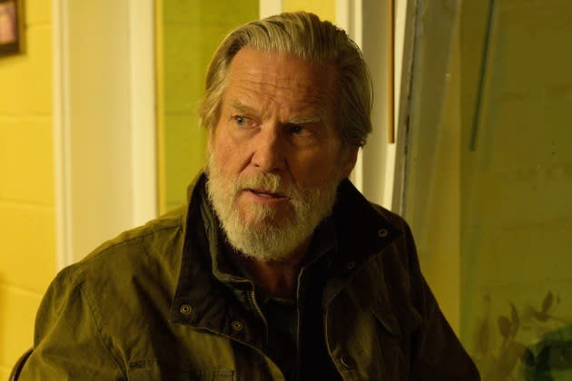 The Old Man' Brought Jeff Bridges to TV. John Lithgow Had No Advice. - The  New York Times