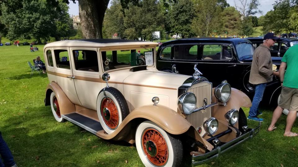 packards at 2023 orphan car show ypsilanti michigan