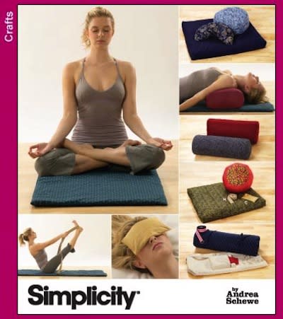 Simplicity yoga accessories pattern