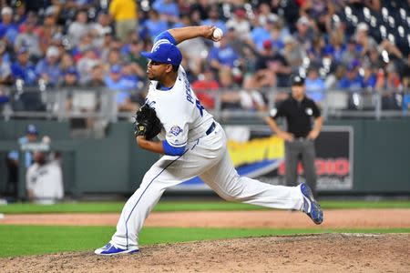Jul 21, 2018; Kansas City, MO, USA; Kansas City Royals relief pitcher Wily Peralta (43) delivers a pitch in the ninth inning against the Minnesota Twins at Kauffman Stadium. The Royals won 4-2. Mandatory Credit: Denny Medley-USA TODAY Sports