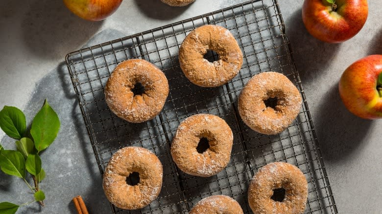 homemade apple cider donuts