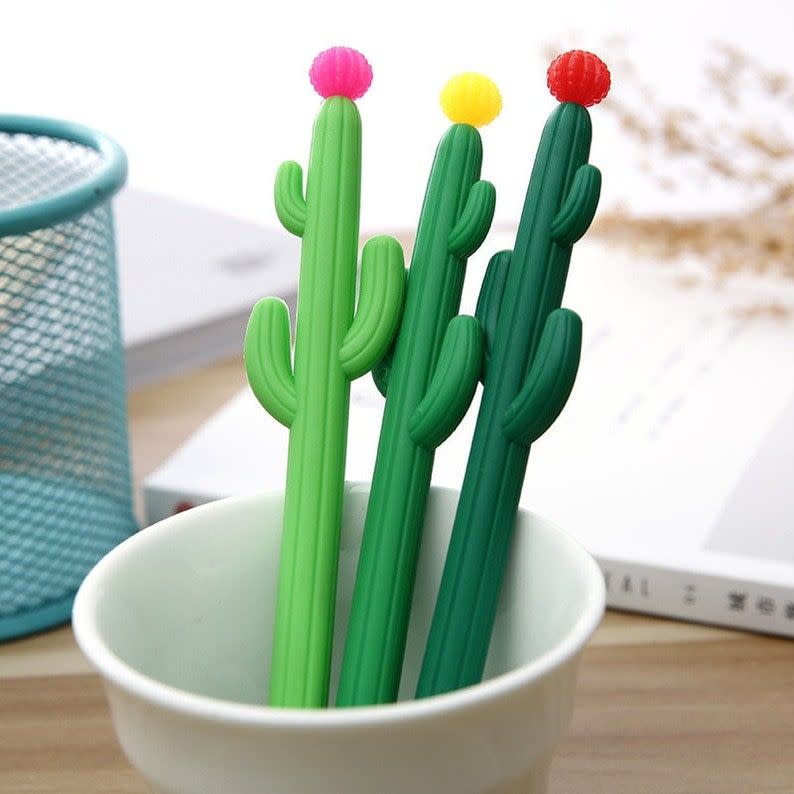 12) Green Cacti Gel Fine Tip Pens