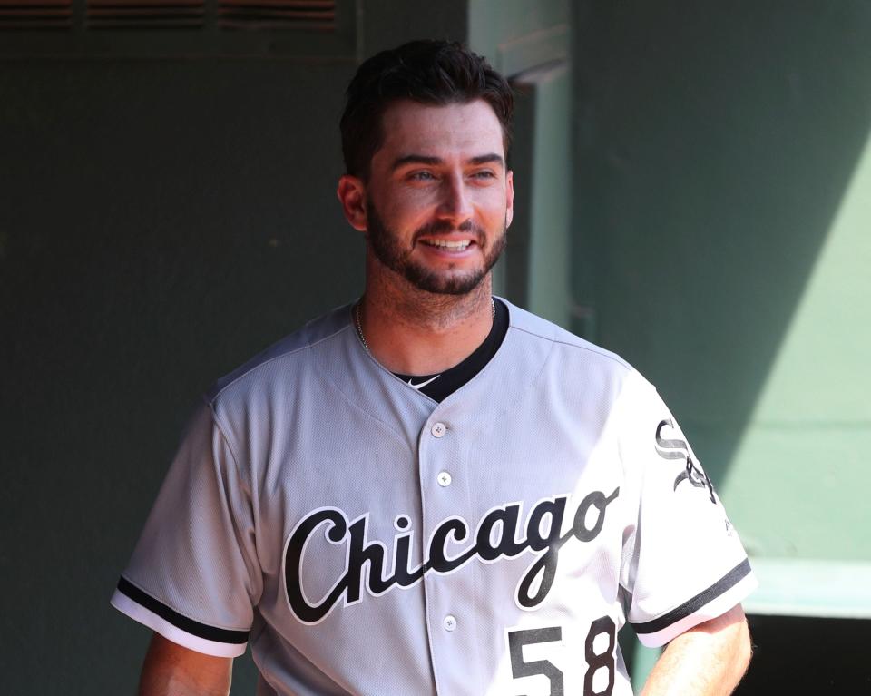 Even without practice, Miguel Gonzalez killed his vocal performance at Guaranteed Rate Field. (AP Photo)