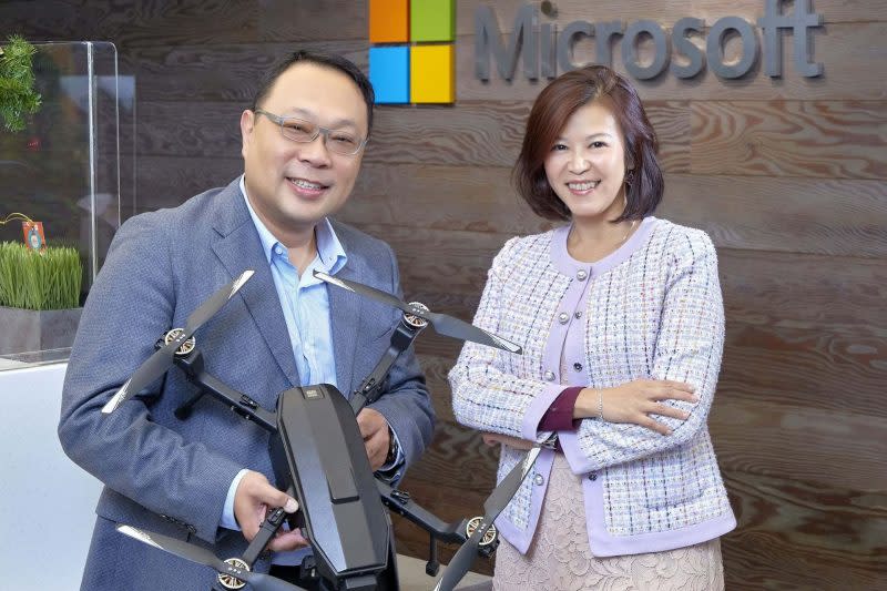 中光電智能機器人與微軟攜手合作，將無人機結合Microsoft Azure雲服務的資料庫、資料分析與物聯網等技術，打造即時擷取影像與建模運算的智能自主安控無人機解決方案。（微軟提供）