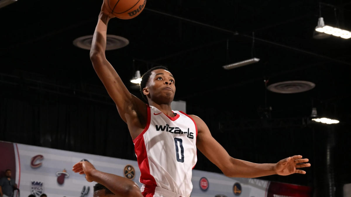 La Crosse's Johnny Davis scores in double figures final 7 games in rookie  NBA season for Wizards – WKTY