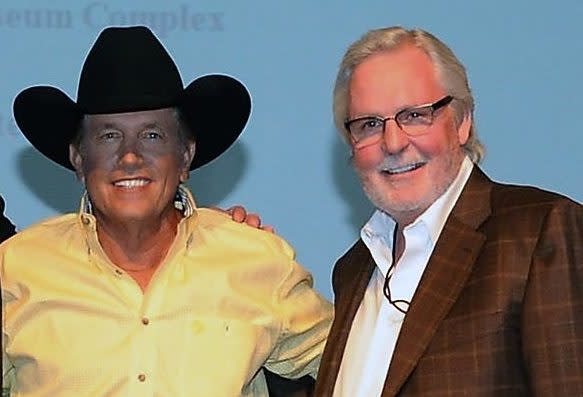 Erv Woolsey George Strait s Manager of Nearly Five Decades Dies