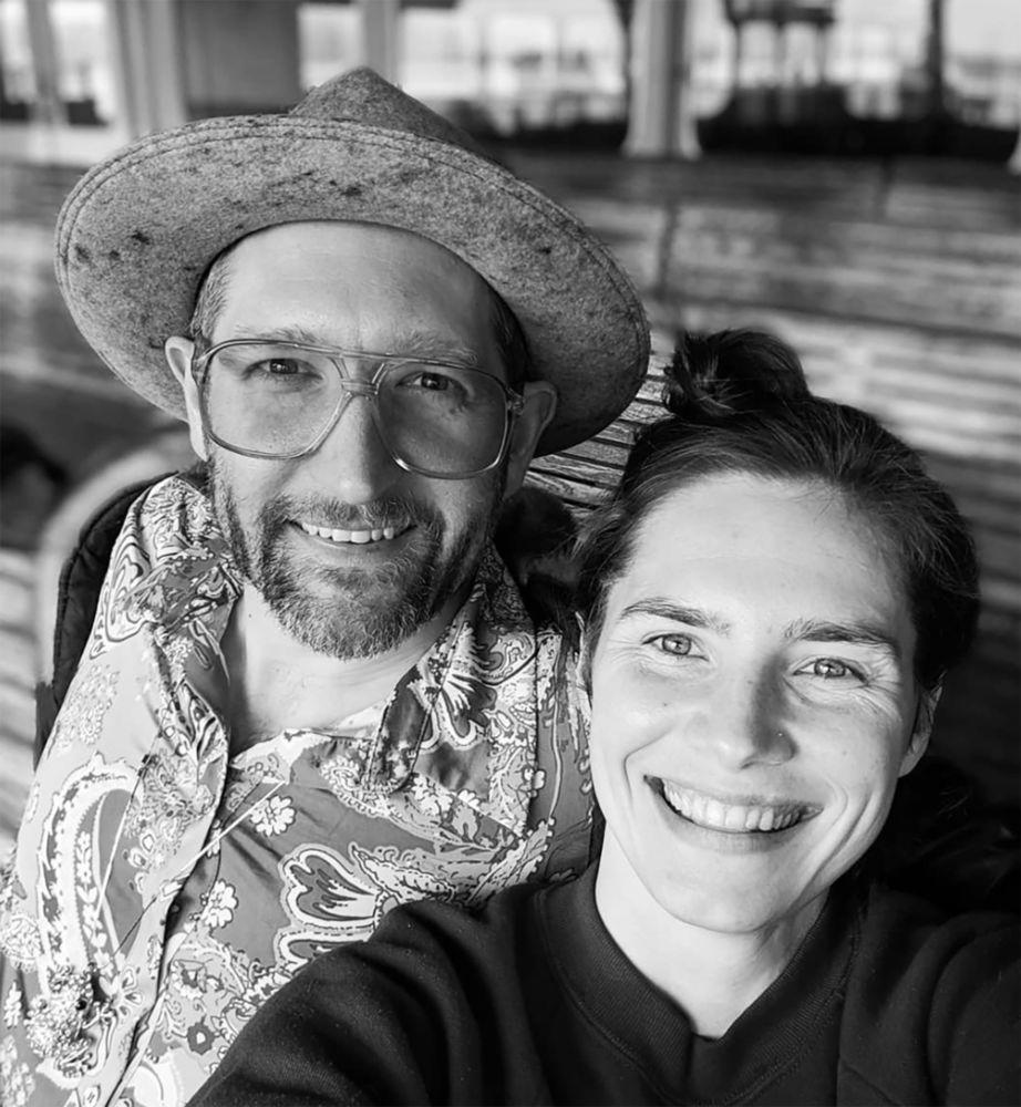 Amanda Knox and her fiance Christopher Robinson | Amanda Knox/Instagram