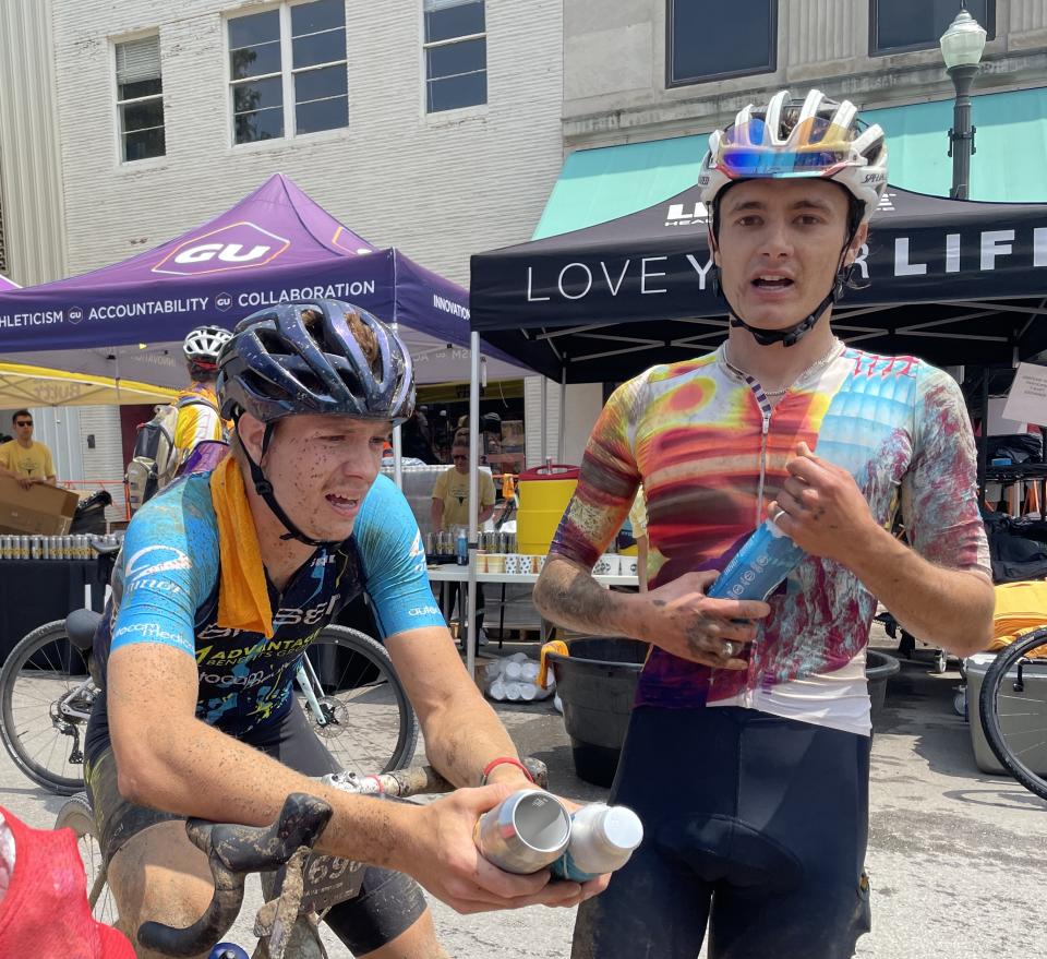 Men's winner David Brower and runner up Elliot Phillips at the finish line