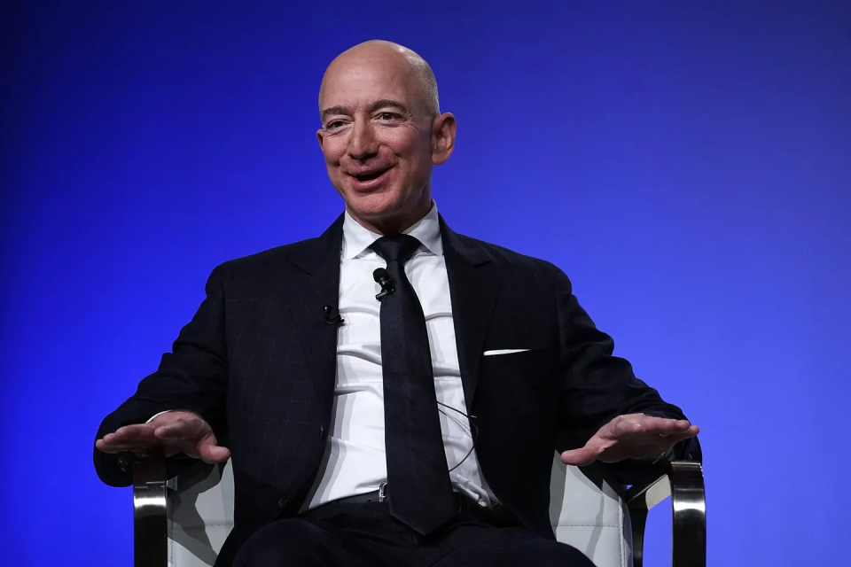 Jeff Bezos, el fundador y presidente de Amazon, es la segunda persona más rica del mundo, con una fortuna de $173,000 millones. (Forbes)