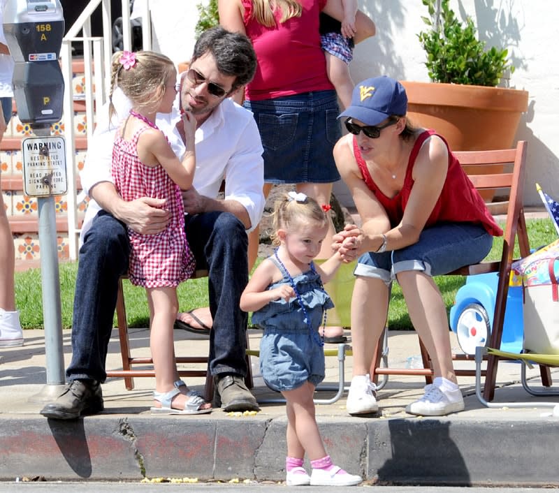 Jennifer Garner y Ben Affleck con sus hijos