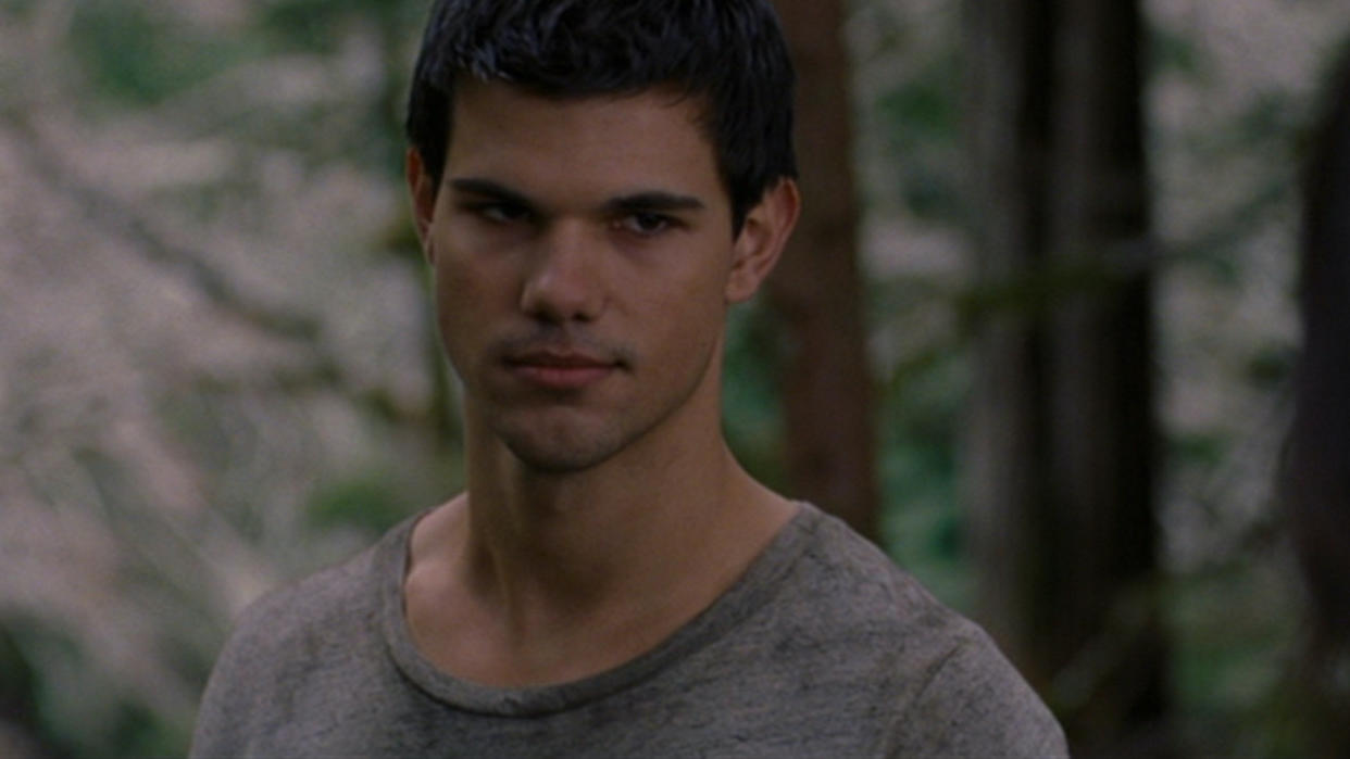  Taylor Lautner as Jacob in Twilight 