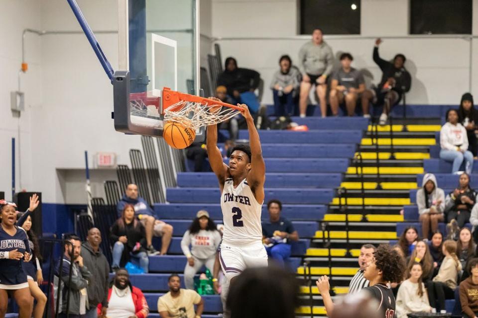 Dwyer's Amari Nealy (2) throws down a dunk against Lake Worth on Jan. 30, 2024.