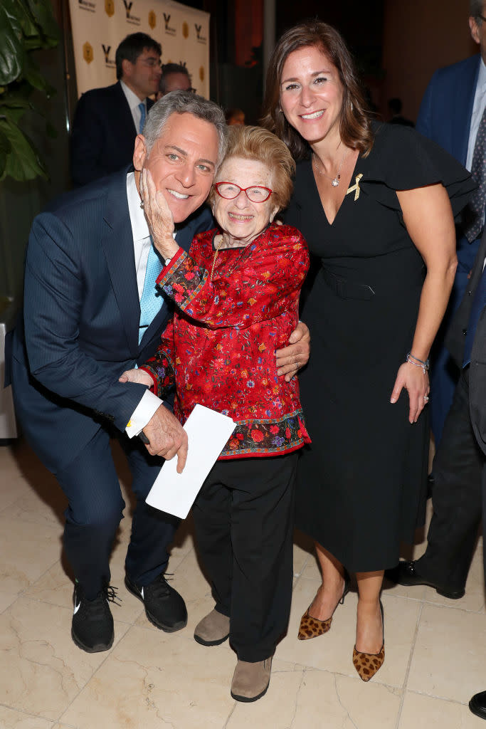 NEW YORK, NEW YORK - DECEMBER 03: Bill Ritter, Dr. Ruth and Tracey Marx Bernstein attend the YM&YWHA Of Washington Heights And Inwood Gala Honoring Dr. Ruth at Gustavino's on December 03, 2019 in New York City. (Photo by Bennett Raglin/Getty Images for YM&YWHA of Washington Heights and Inwood Gala )