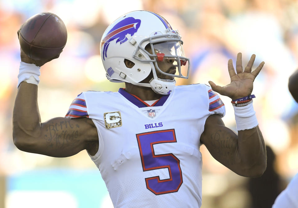 Quarterback Tyrod Taylor is once again the Buffalo Bills' starter, after he was benched last week. (AP)