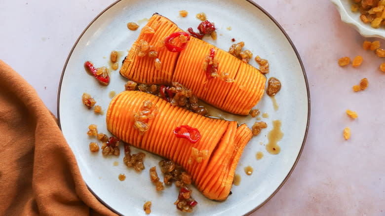 Roasted hasselback squash with peppers