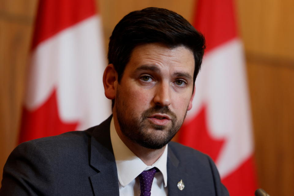 加拿大新任住房部長佛瑞塞（Sean Fraser）21日表示，迫於住房成本上漲的壓力，加拿大政府可能考慮對近幾年來暴增的外國學生簽證數量加以限制。（路透社資料照）