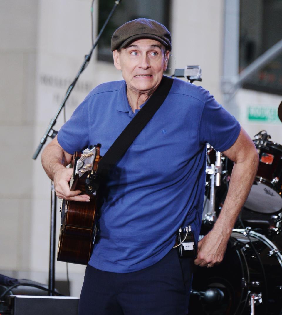 NEW YORK, NY - JUNE 15:  James Taylor performs on NBC's 