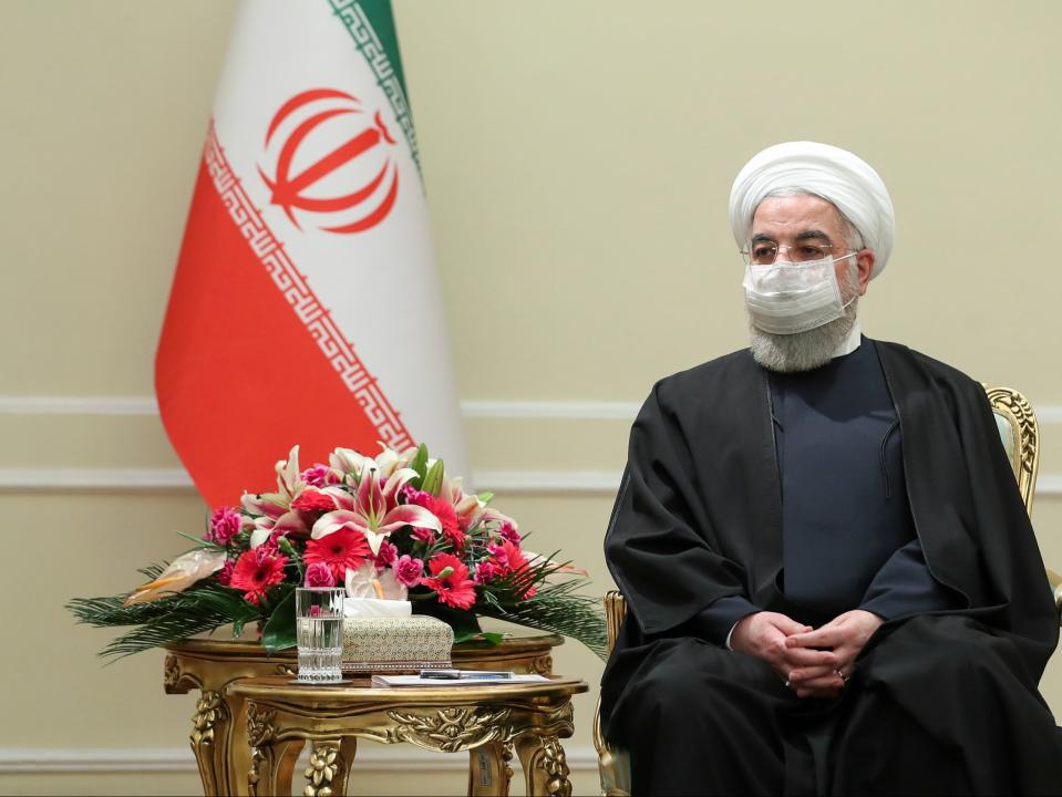 Rouhani dijo en marzo que su país está preparado para tomar medidas para cumplir con las medidas del acuerdo nuclear de 2015 con las potencias mundiales tan pronto como Estados Unidos levante las sanciones económicas a Irán. (AP)