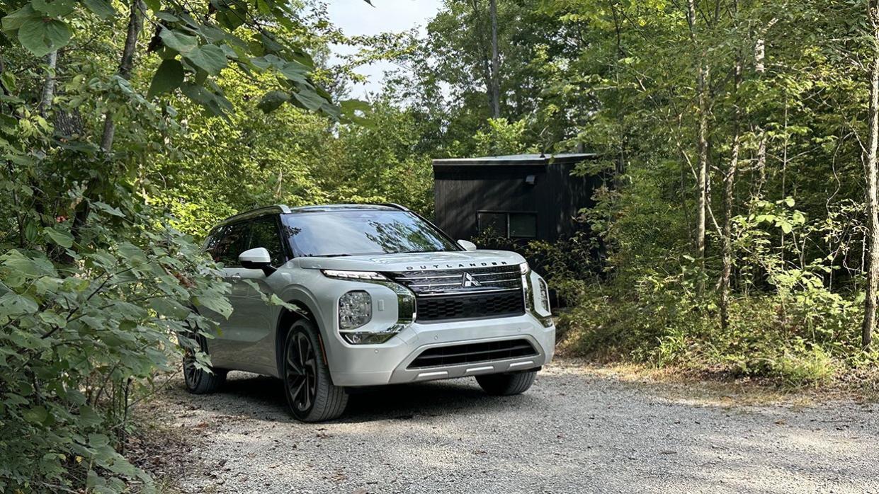 2023 Mitsubishi Outlander PHEV