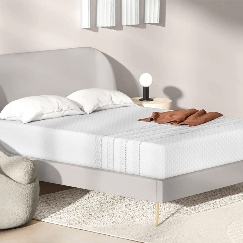 Leesa Sapira Hybrid Mattress