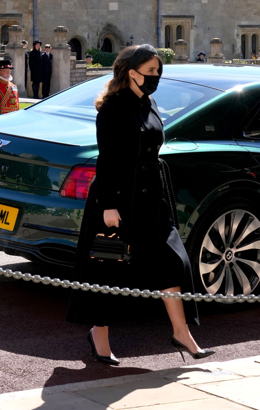 <p>Princess Eugenie arrives at the chapel. </p>