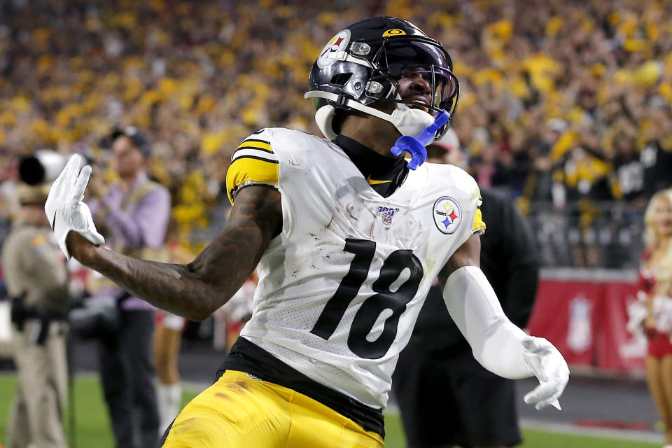 Pittsburgh Steelers wide receiver Diontae Johnson (18) celebrates his touchdown against the Arizona Cardinals during the second half of an NFL football game, Sunday, Dec. 8, 2019, in Glendale, Ariz. (AP Photo/Rick Scuteri)