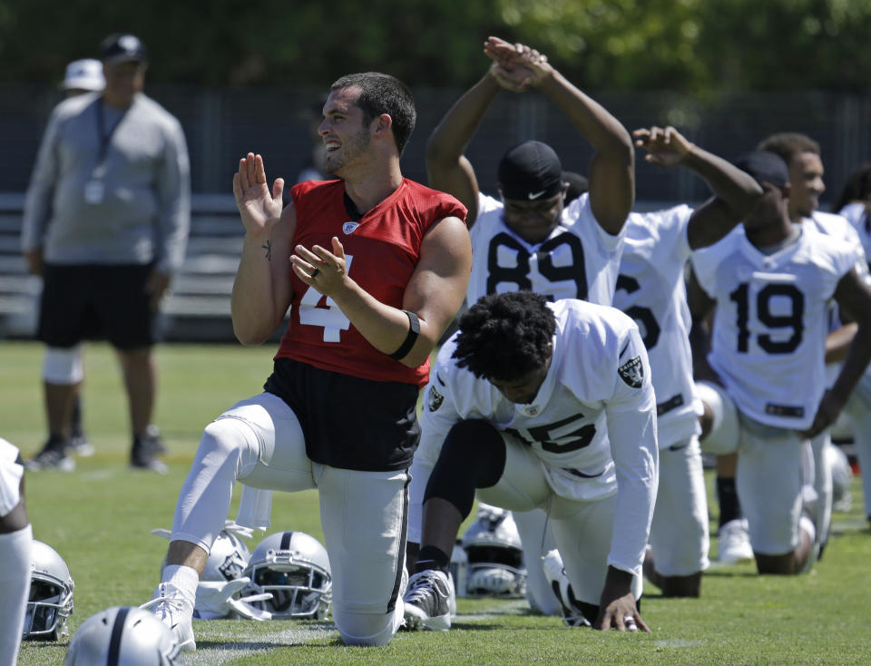 Derek Carr called the situation in Oakland 