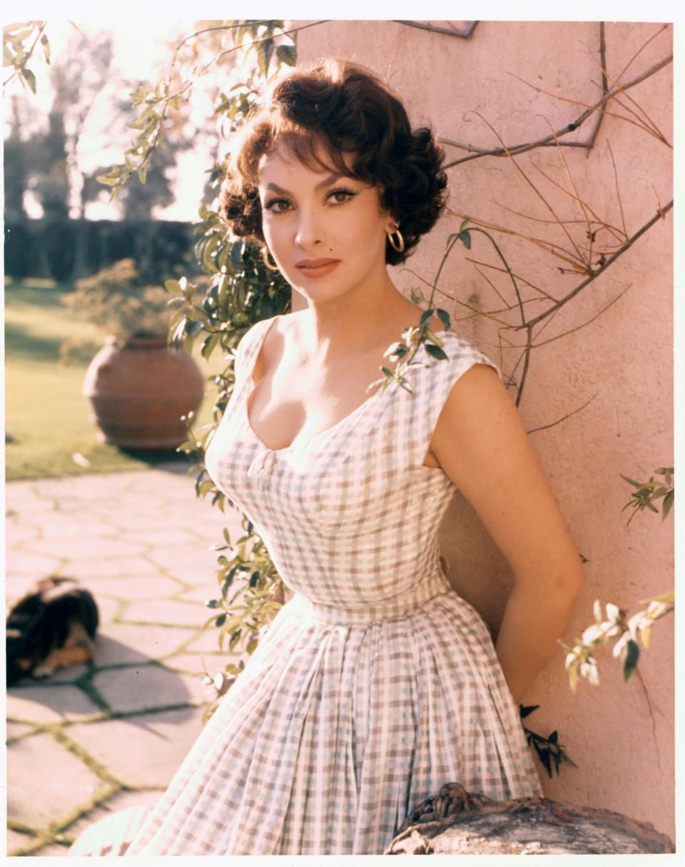 Gina Lollobrigida in publicity portrait for the film "Woman Of Rome" (1954).