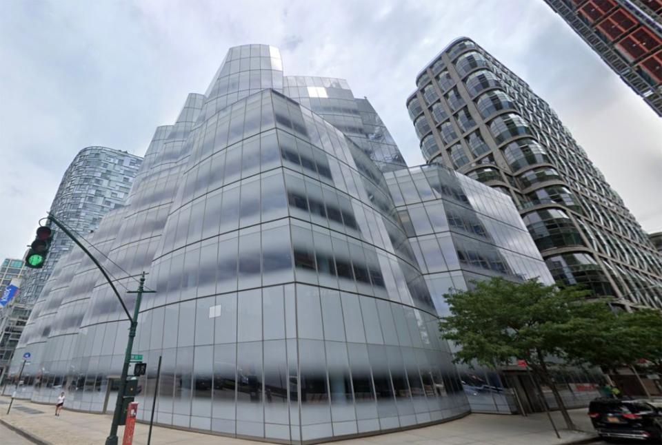 Coles and Sherwood addressed staffers at the Frank Gehry-designed headquarters in Chelsea and fielded questions about their strategy for the business. google