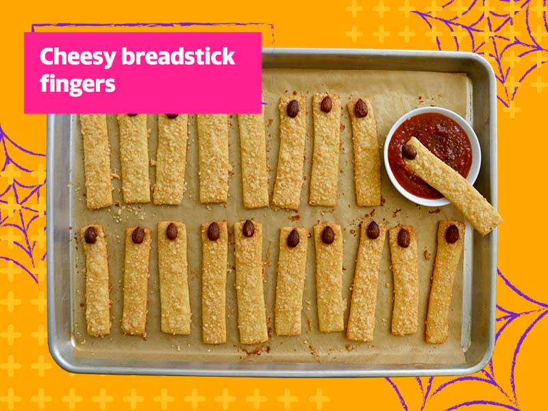 Cheesy breadstick fingers