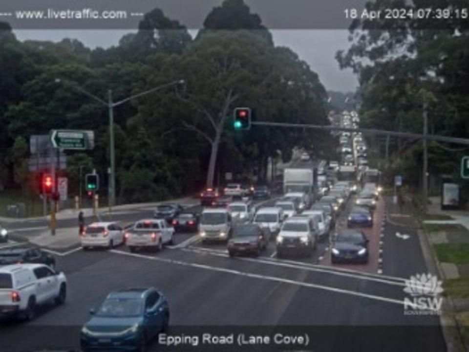 Assignment Freelance Picture A crane fire in the Lane Cove Tunnel has diverted traffic to Epping\n Road. Picture: NSW Government