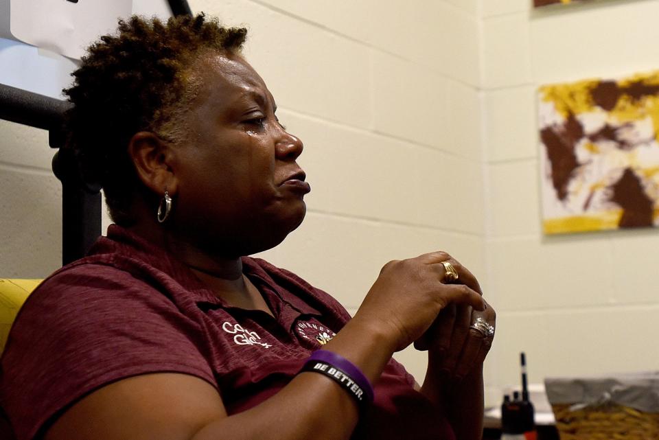 Licking Heights Girls Basketball Coach Sonya Glover talks about her mother, who the Glover family lost to Alzheimer’s in 2020. The team will be holding a fundraiser benefiting the Central Ohio Alzheimer’s Association during their home game against Olentangy on Feb. 5, 2022.