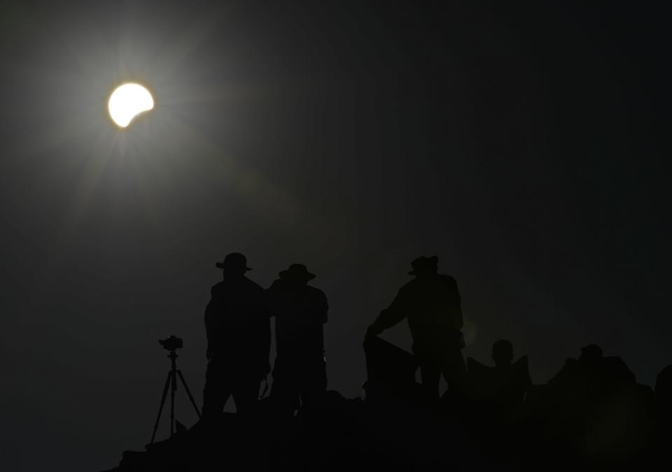 Un eclipse solar, donde la luna tapa el sol, el 20 de mayo de 2012 en Nageezi, Arizona (AFP/File | Stan Honda)