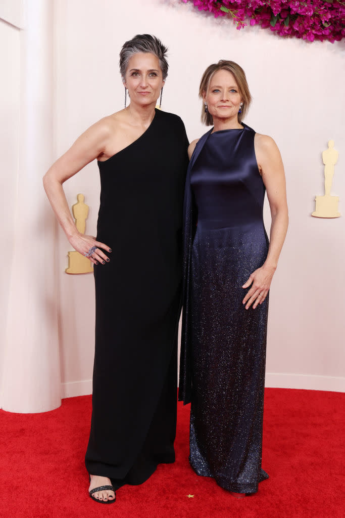 Alexandra Hedison and Jodie Foster