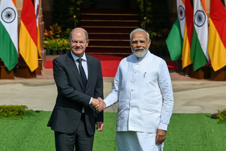 Bundeskanzler Olaf Scholz hat bei seinem Besuch in Indien eine klare Haltung zum russischen Angriffskrieg gegen die Ukraine gefordert. (Bild: AFP)